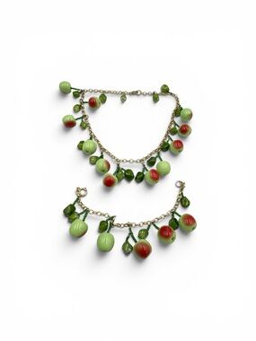 Vintage 1940s-1950s Tutti Frutti Apple Glass Necklace & Bracelet Demi Parure

Br